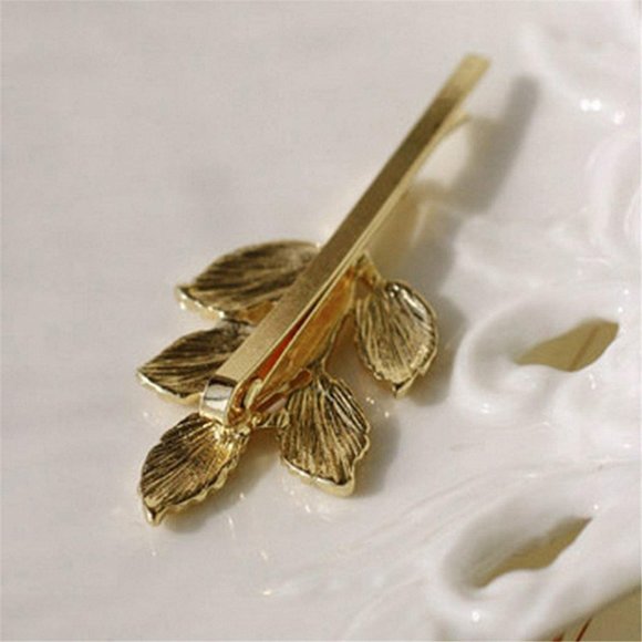 Vintage Leaf Hair Clip - Picture 3 of 7